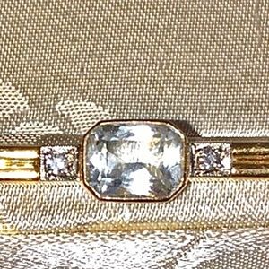 18K Gold Natural Goshenite and Diamond Pin Pendant